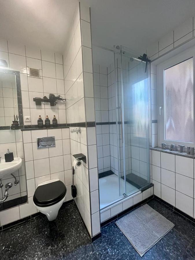 Wohlfuehloase Kaarst Apartment Ngoại thất bức ảnh